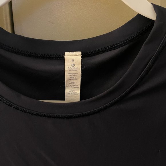 Lululemon Navy Workout Tee - Picture 3 of 3